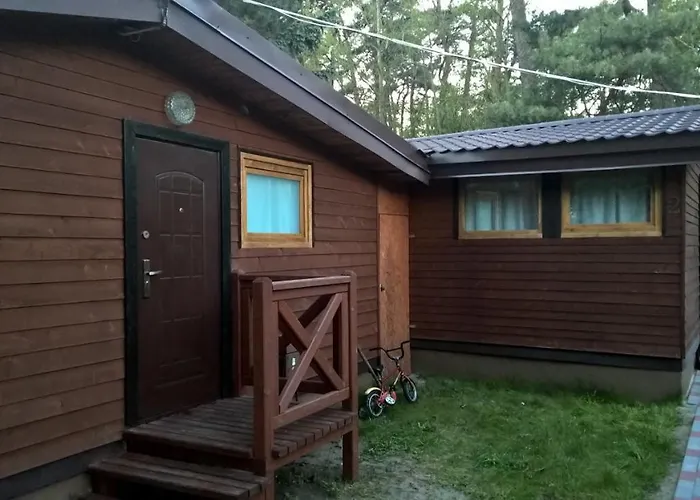 琥珀娱乐中心酒店 山林小屋 Kąty Rybackie