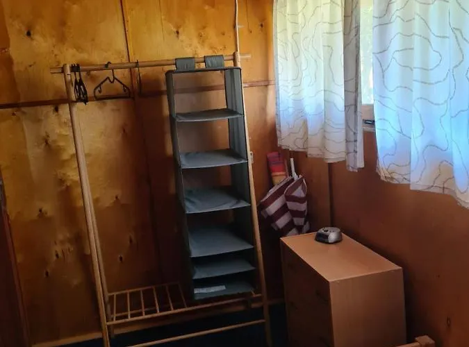 琥珀娱乐中心酒店 山林小屋 Kąty Rybackie