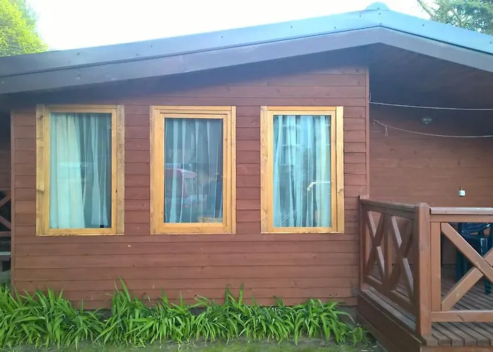 琥珀娱乐中心酒店 山林小屋